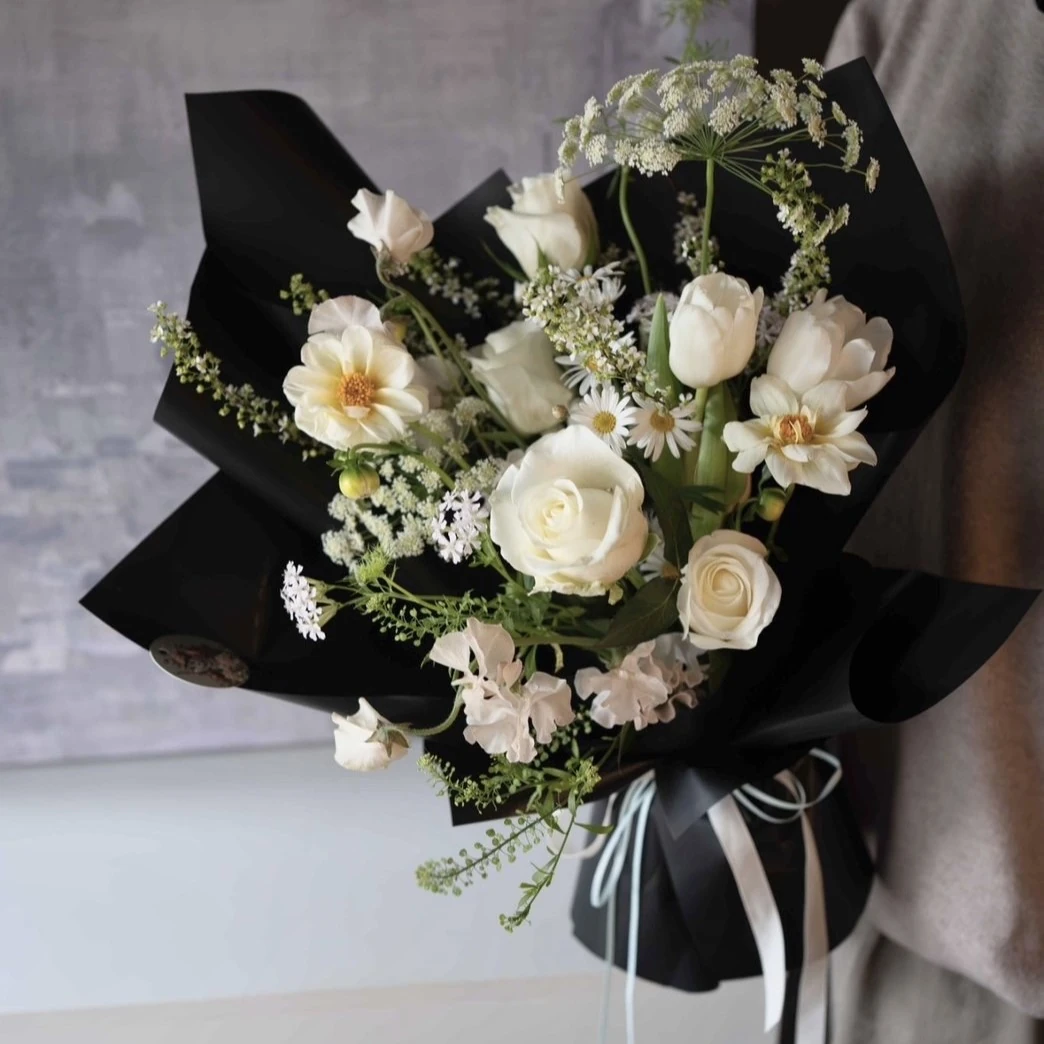 50 種花語大全：玫瑰、繡球、滿天星⋯⋯每朵花都有故事