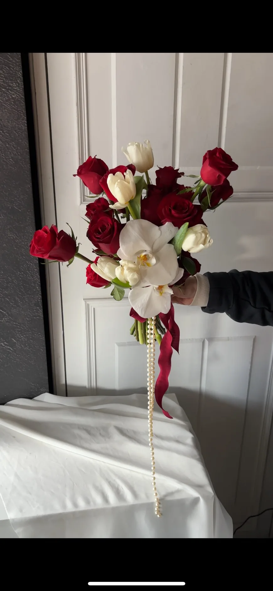 鮮花捧花｜紅玫瑰＋鬱金香捧花 3