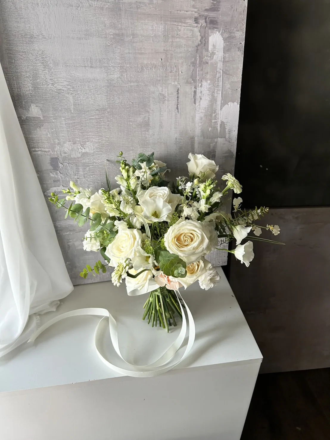 鮮花捧花｜白綠色系