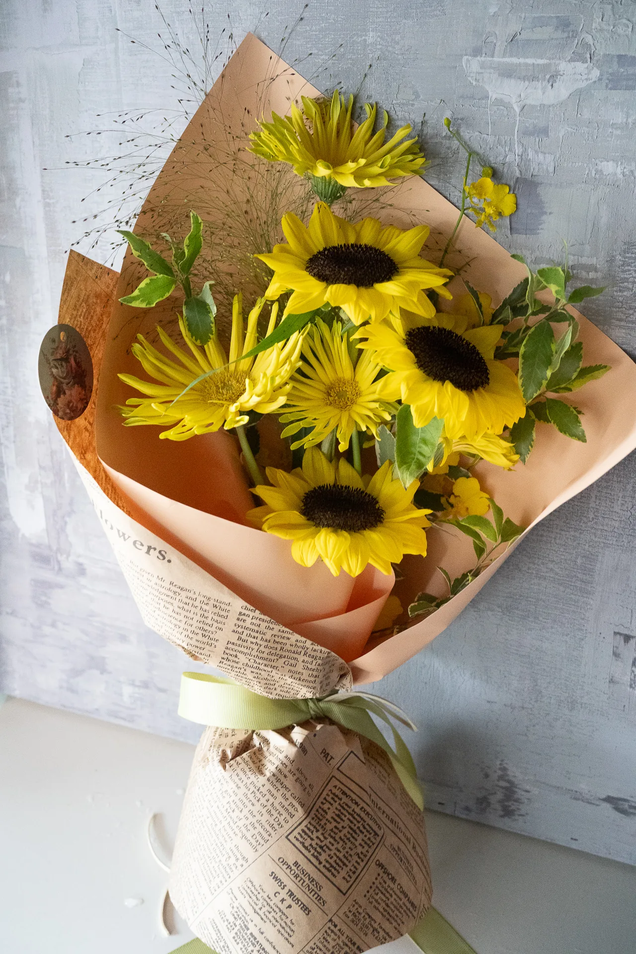 《拾穗記憶》｜感謝系黃色畢業花束 6